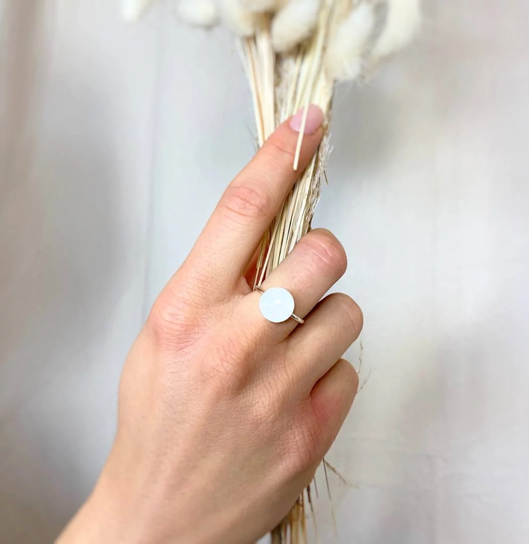 Bague ronde élégante au lait maternel bijou souvenir 7