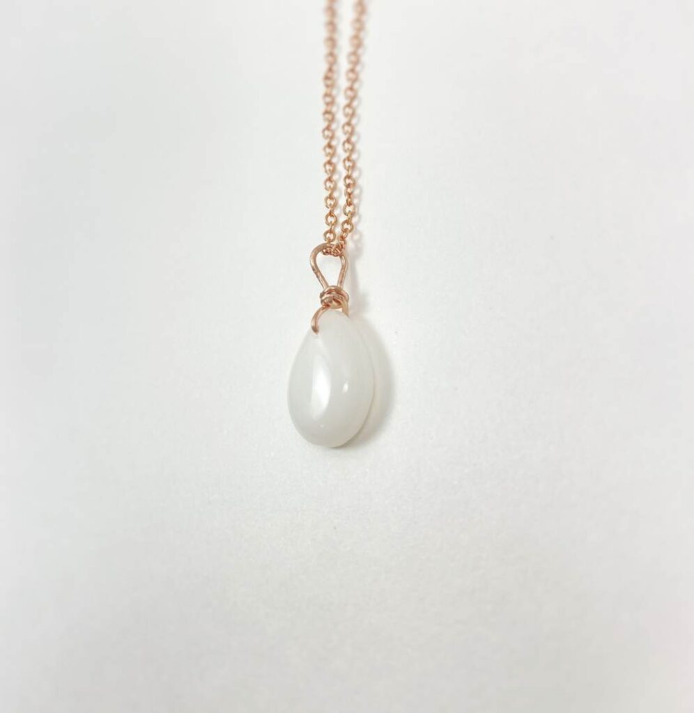 Goutte collection Délicats bijoux lait maternel