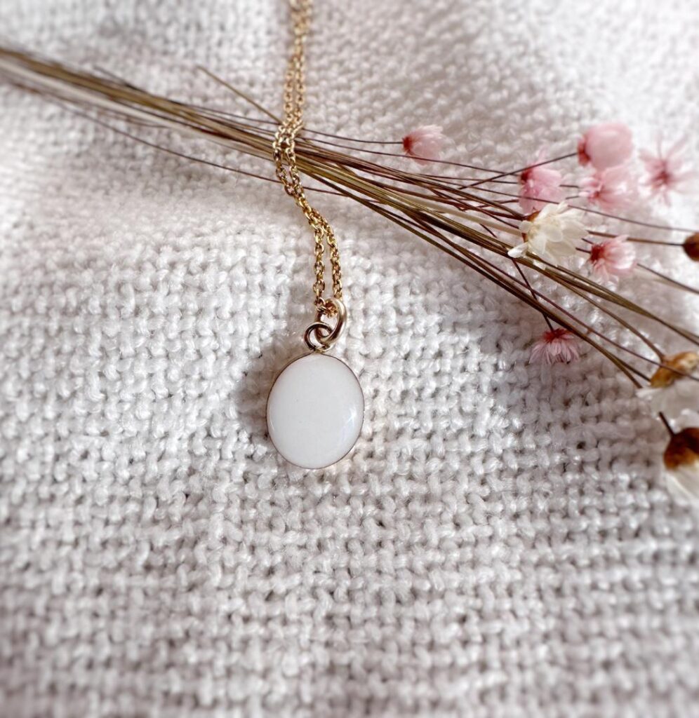 Ovale élégant pendentif bijoux au lait maternel