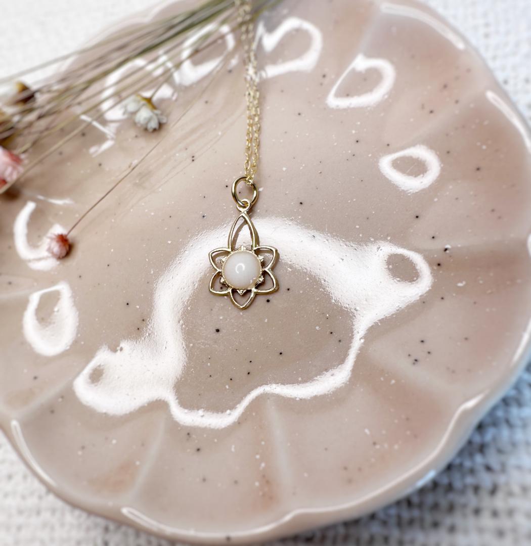 Lotus - Pendentif au lait maternel 5 pendentif lotus bijou souvenir au lait maternel 3