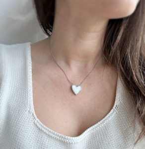 Collier Love argent4