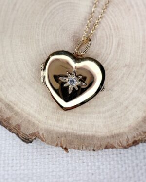 Cassolette Madeleine bijou souvenir pendentif