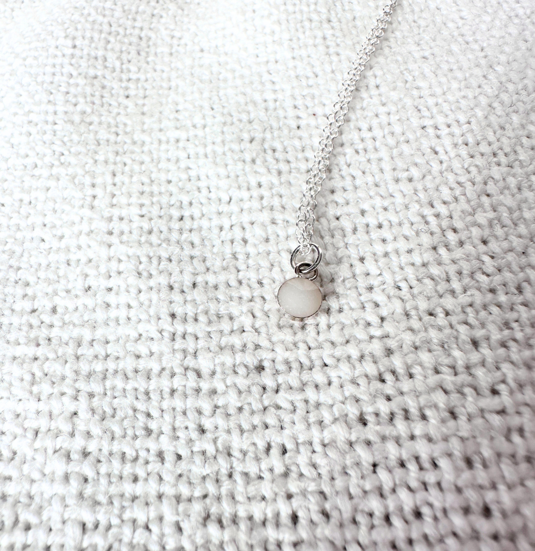 Mini élégant - Pendentif au lait maternel 6 mini élégant pendentif au lait maternel 4