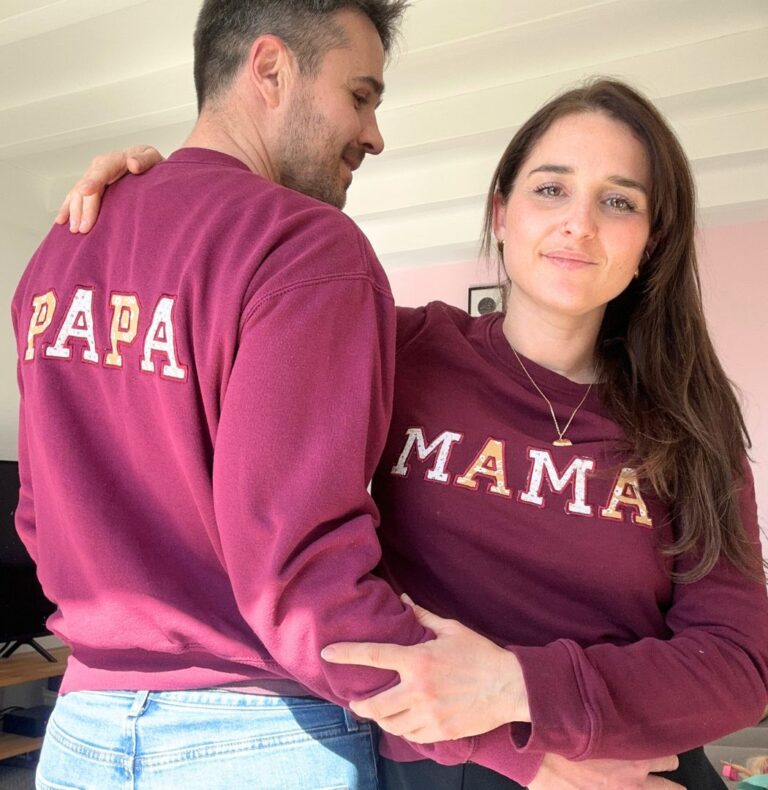 Sweat souvenir Mama brodé avec tissu vêtement de bébé Prunelle Bijoux