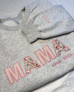 Broderie souvenir sweat MAMA